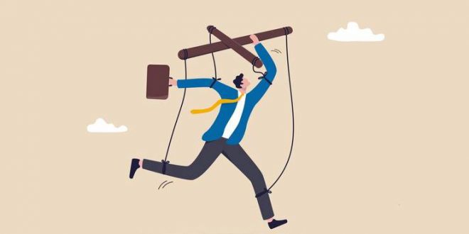self control self discipline ability control yourself stop procrastination manipulate mindset motivation success concept businessman puppet doll try take control improve self 212586 1618 1 660x330 - خود کنترلی چیست؟ روش یادگیری و تقویت آن