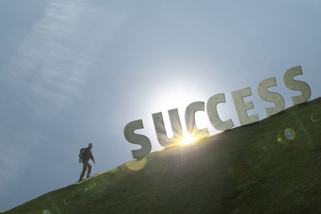 motivational composition goal achievement 1024x683 - ۲۰ نقل قول موفقیت از مارک زاکربرگ